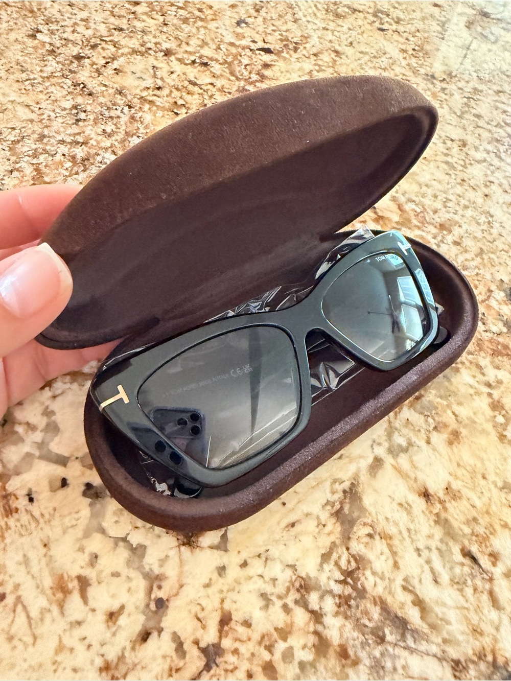 Tom Ford Wyatt cat eye sunglasses 🕶️ - Picture 7 of 8